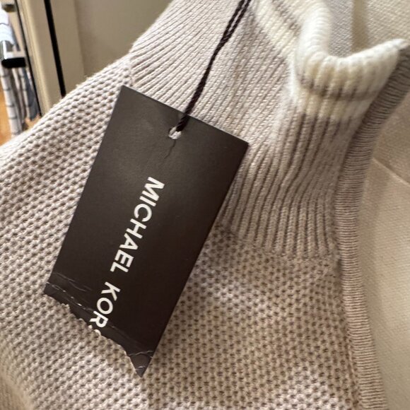 Michael Kors half zip sweater - Picture 5 of 7